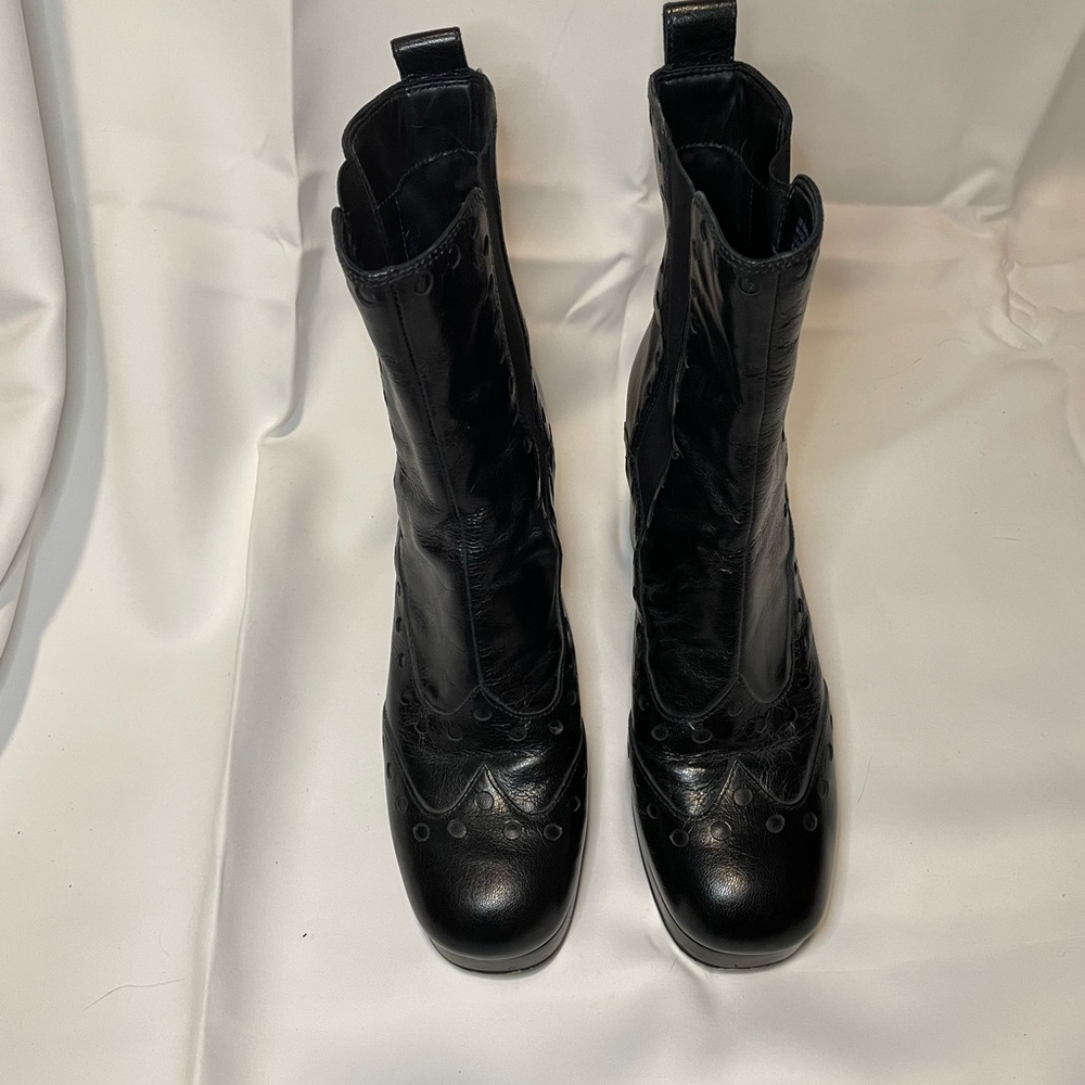 Orla Kiely Clark’s black soft leather Dixie platform boots size 8-1/2